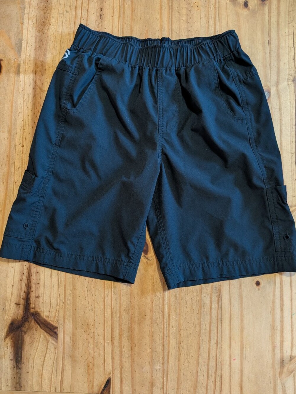 Magellan Outdoors Black and Blue Water-Repellent Fish Gear Shorts